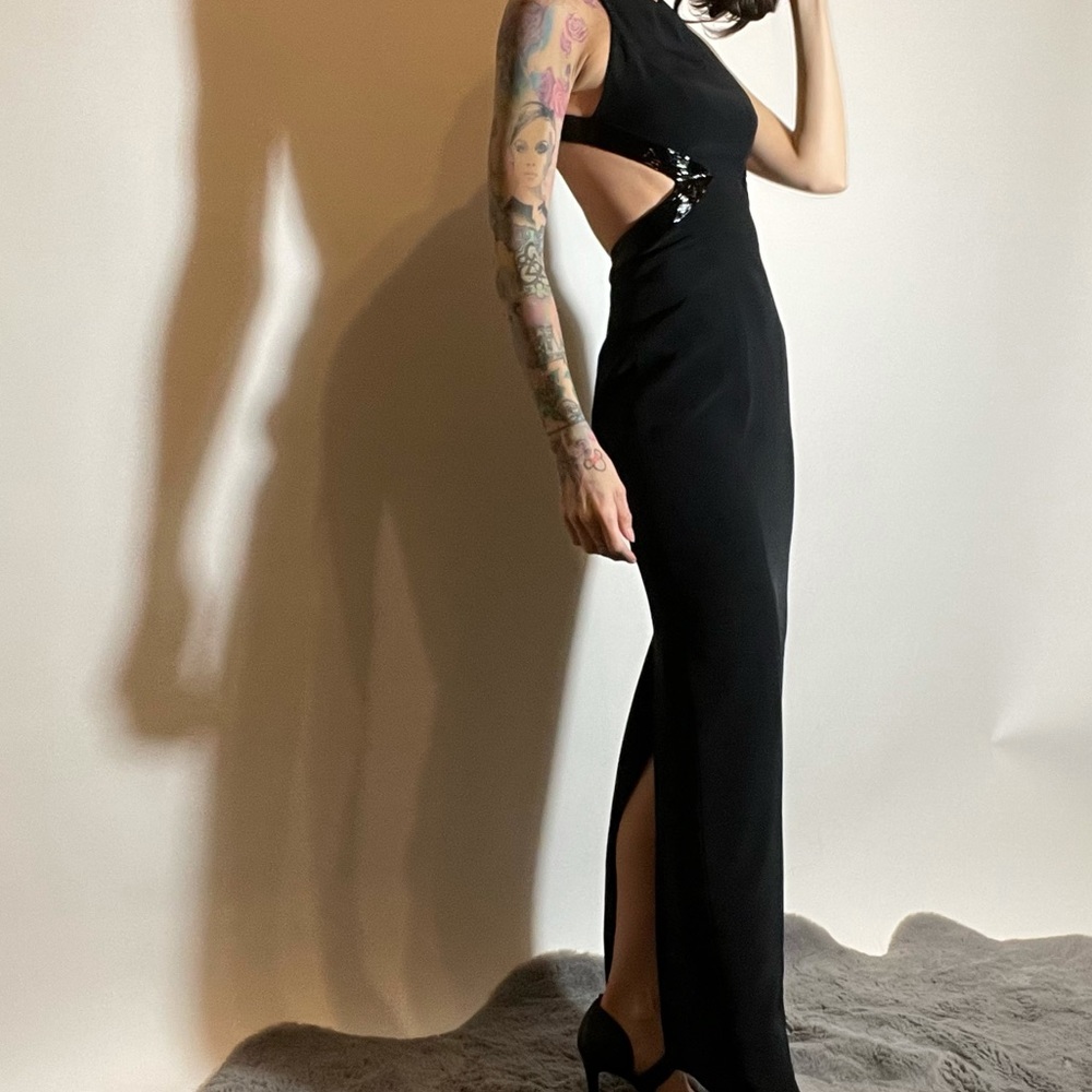 Look unique at your next event! Size 2 Cache Wet Look Beaded Dress๐ - Picture 4 of 11